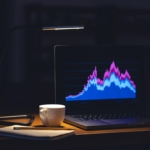 Как правильно анализировать графики криптовалют на платформе Bitunix для инвестирования